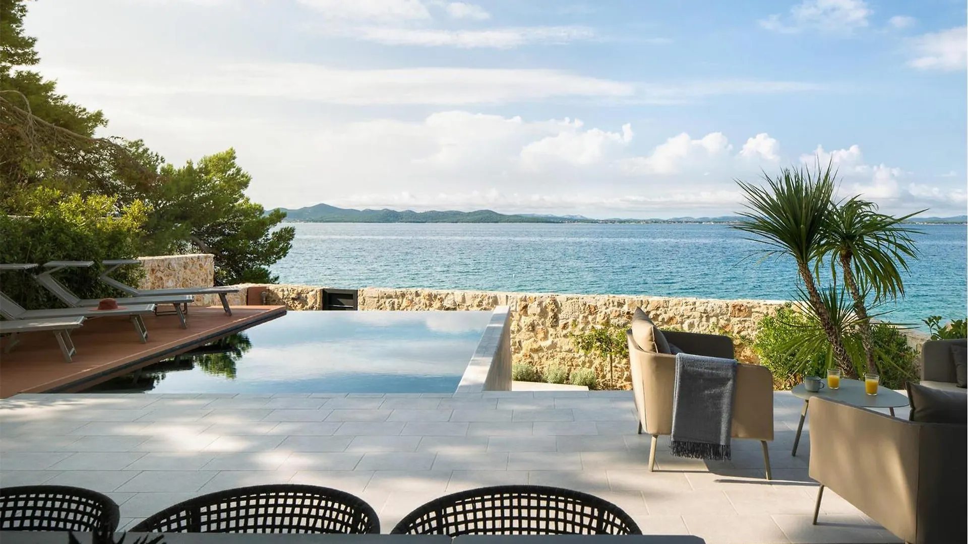 Villa Pinea Petrcane Croatia
